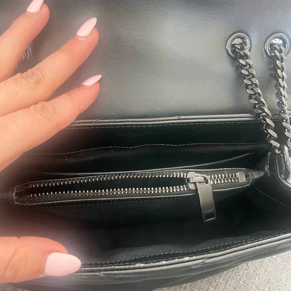 Yves Saint Laurent Black Ysl loulou black on noir small - Picture 7 of 10